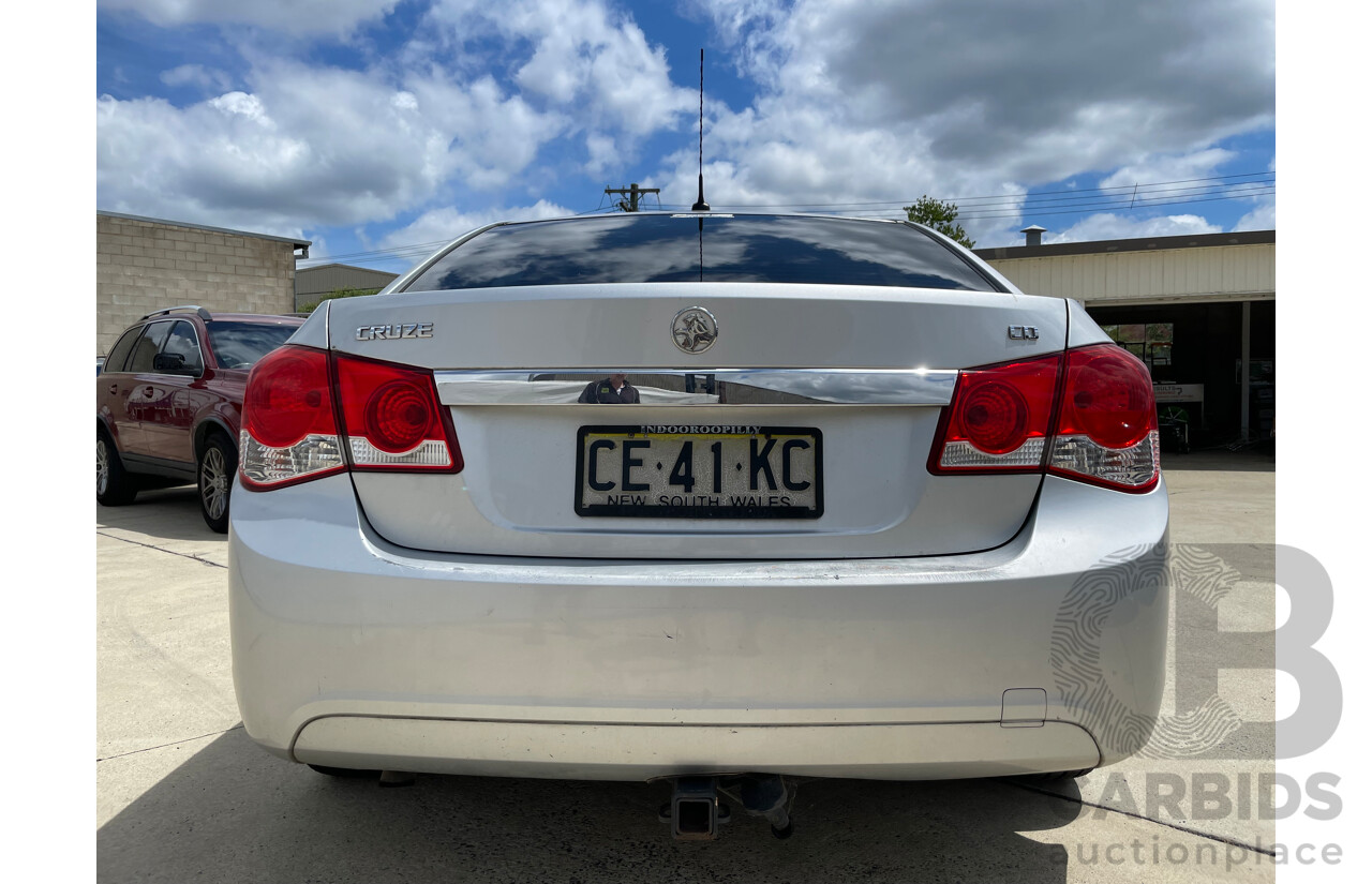 11/2010 Holden Cruze CD FWD JG 4D Sedan Silver 1.8L
