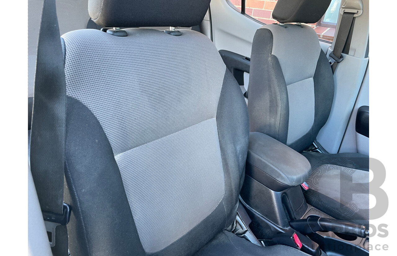 9/2009 Mitsubishi Triton GLX MN MY10 Double Cab Utility White 2.5L