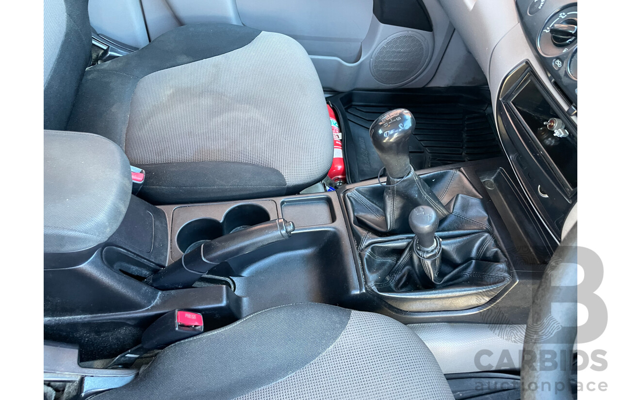 9/2009 Mitsubishi Triton GLX MN MY10 Double Cab Utility White 2.5L