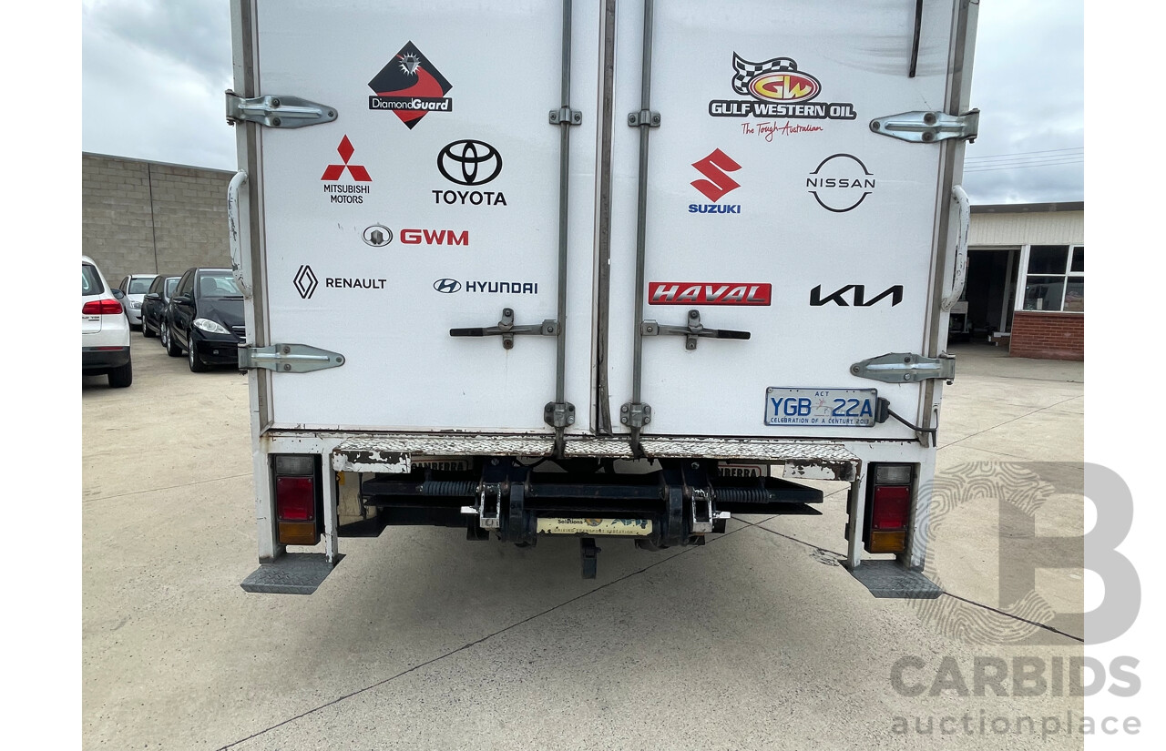 07/2007 Isuzu NPR200 Curtainsider