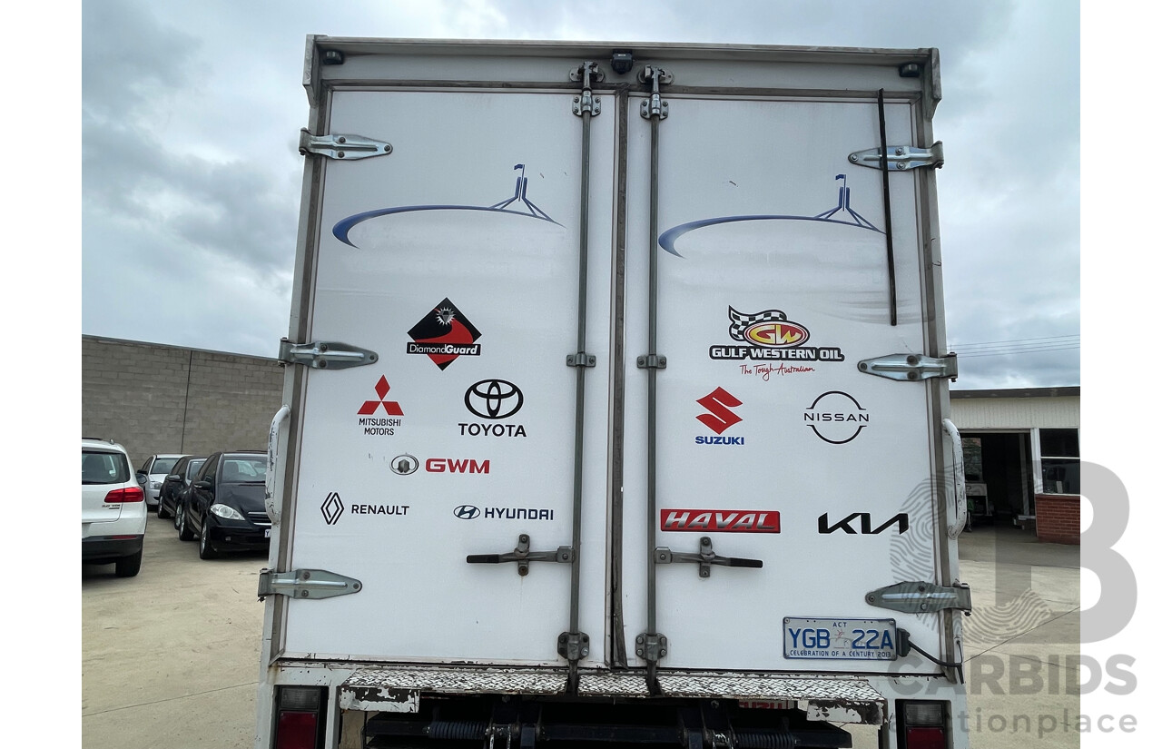 07/2007 Isuzu NPR200 Curtainsider