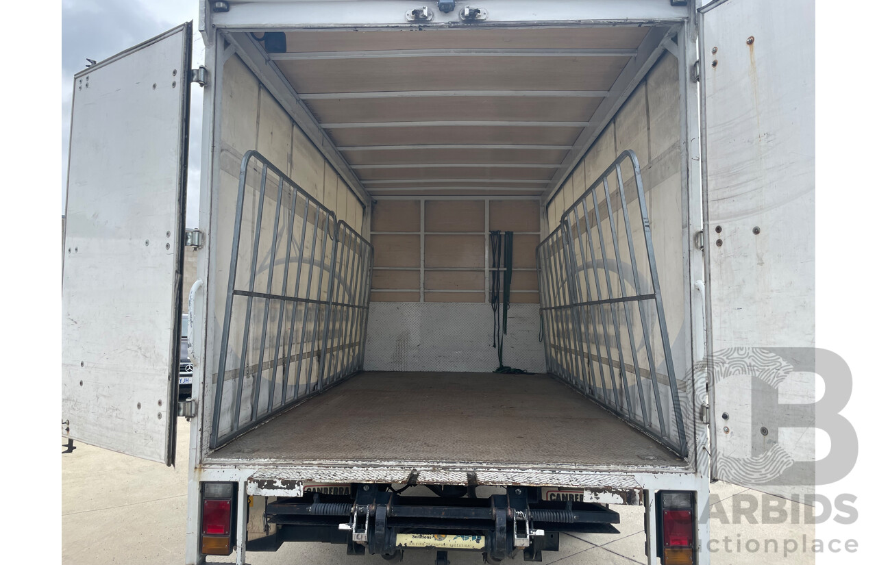 07/2007 Isuzu NPR200 Curtainsider