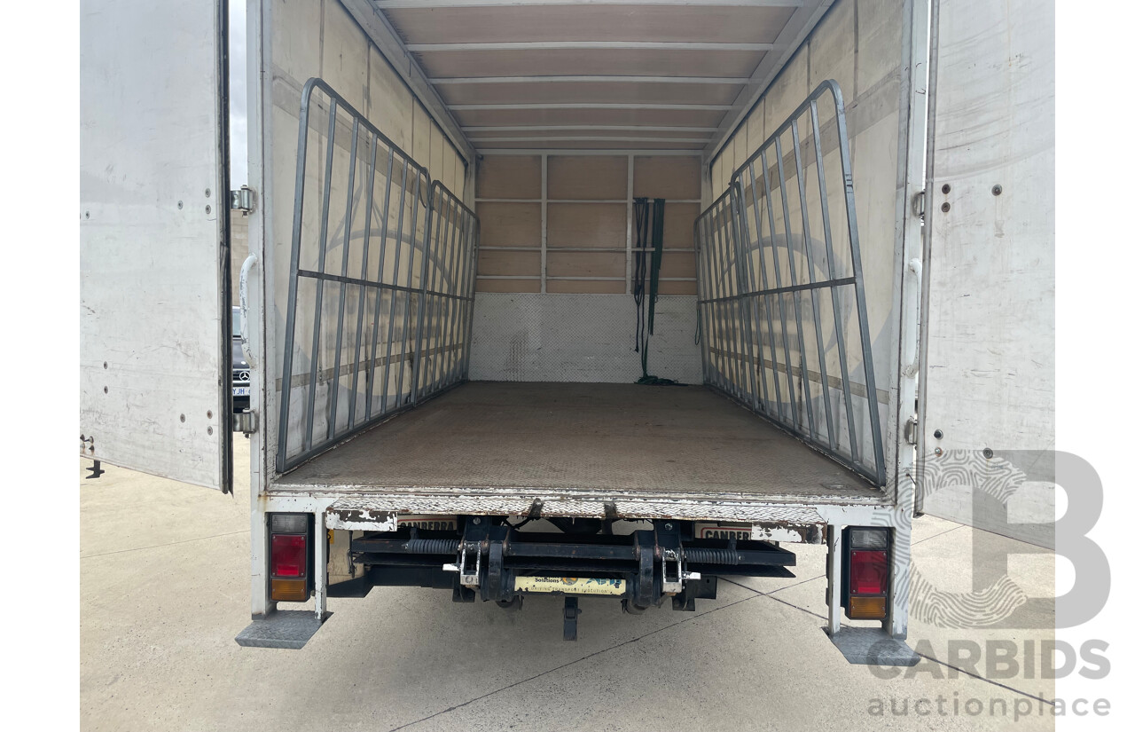 07/2007 Isuzu NPR200 Curtainsider