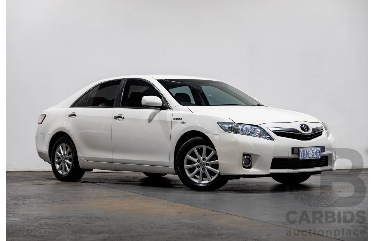 07/2011 Toyota Camry Hybrid AHV40R 4d Sedan White 2.4L