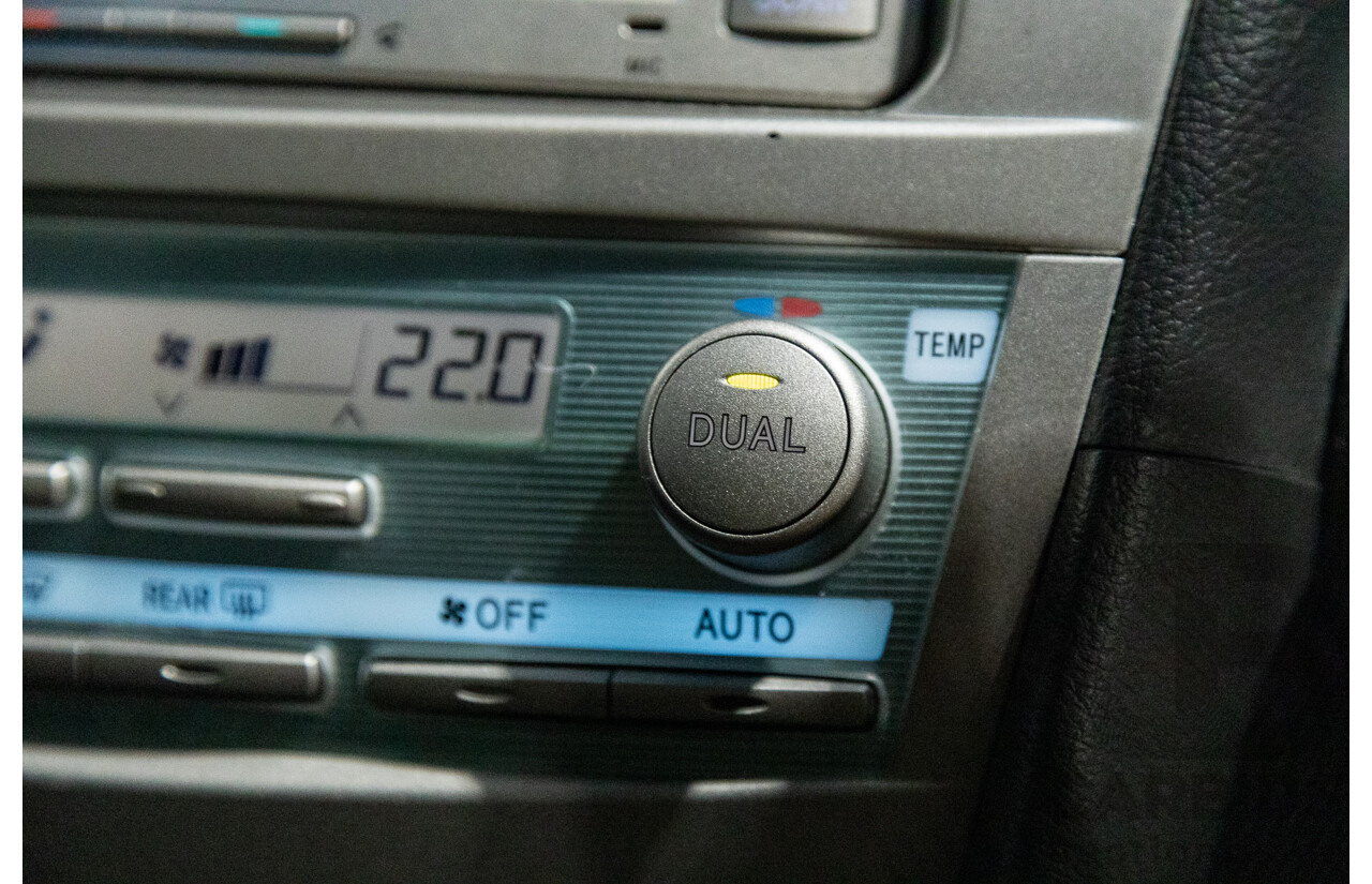 07/2011 Toyota Camry Hybrid AHV40R 4d Sedan White 2.4L