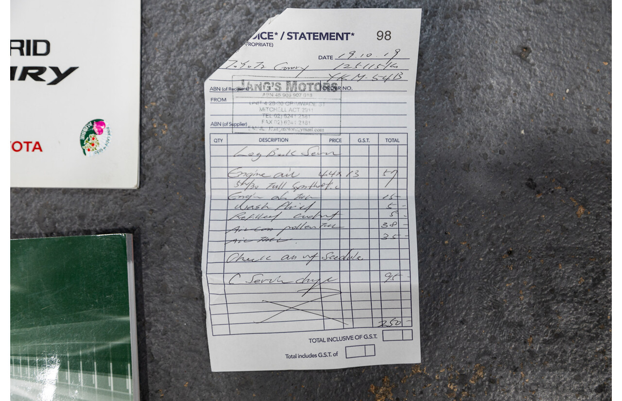 07/2011 Toyota Camry Hybrid AHV40R 4d Sedan White 2.4L