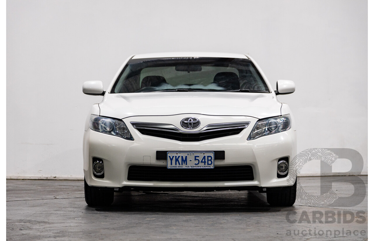 07/2011 Toyota Camry Hybrid AHV40R 4d Sedan White 2.4L