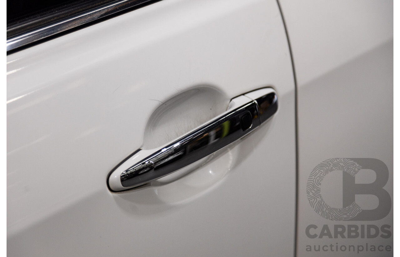 07/2011 Toyota Camry Hybrid AHV40R 4d Sedan White 2.4L