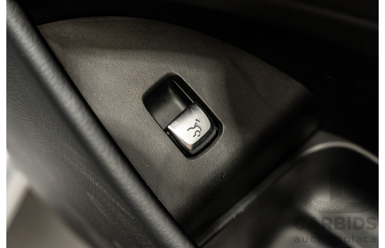 11/2017 Mercedes-Benz E220d RWD 213 4d Sedan Polar White 2.0L