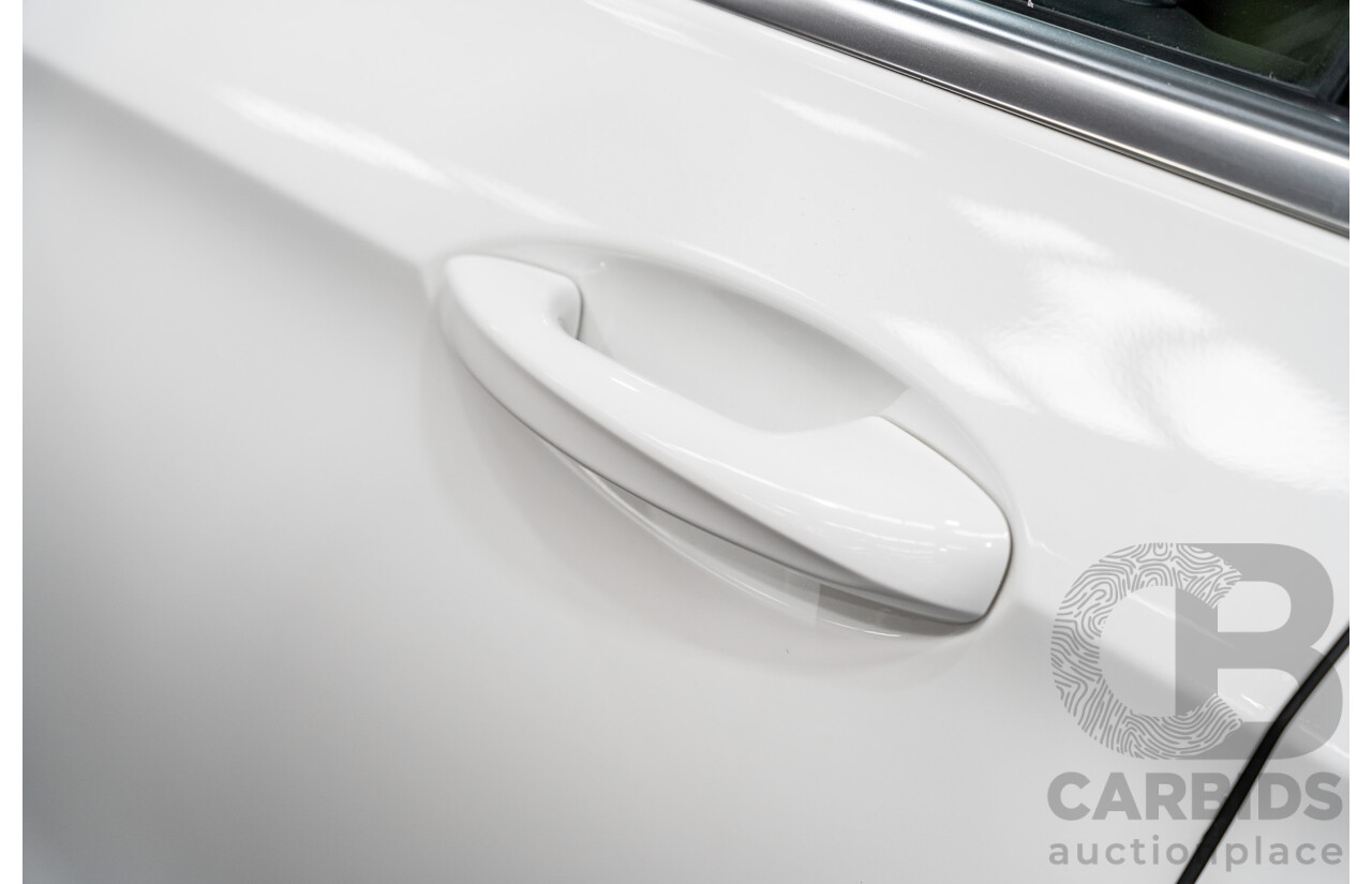 11/2017 Mercedes-Benz E220d RWD 213 4d Sedan Polar White 2.0L