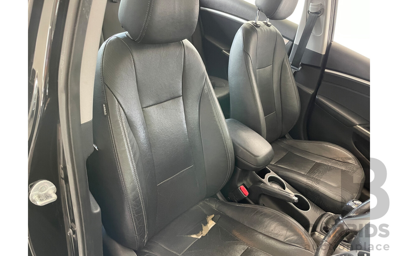 9/2013 Hyundai i30 SR GD MY14 5d Hatchback Black 2.0L