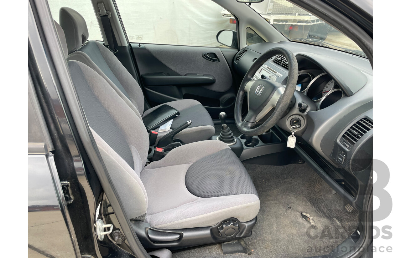 9/2006 Honda Jazz GLi MY06 5d Hatchback Black 1.3L