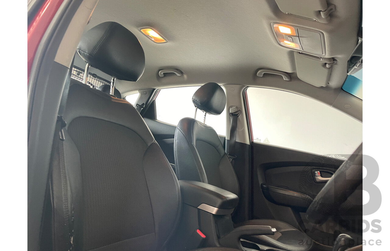 08/12 Hyundai Ix35 ELITE (AWD) AWD LM MY13 4D Wagon Red 2.4L