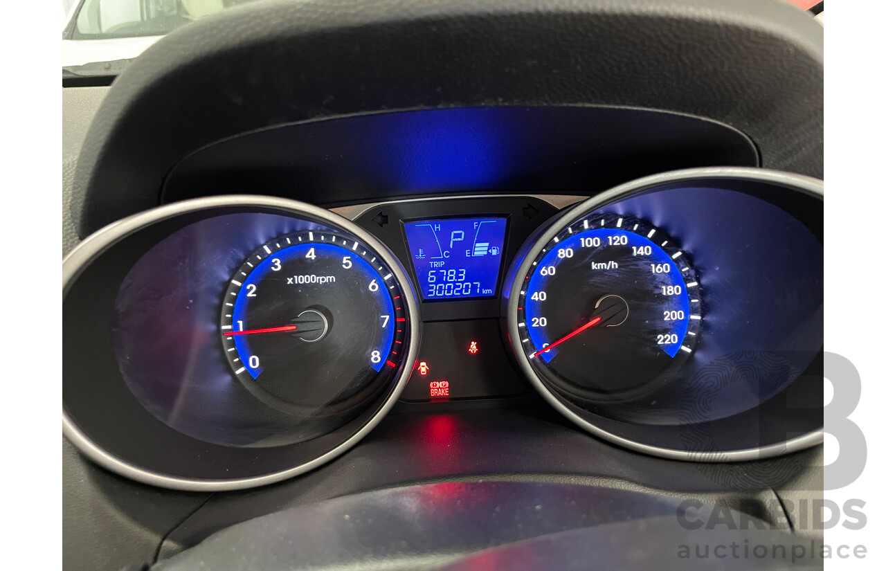 08/12 Hyundai Ix35 ELITE (AWD) AWD LM MY13 4D Wagon Red 2.4L