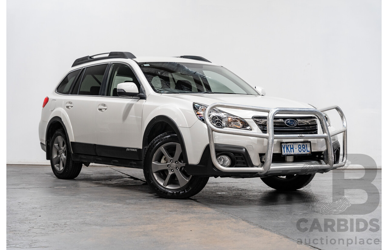 06/2014 Subaru Outback 2.5i AWD MY14 4D Wagon White 2.5L