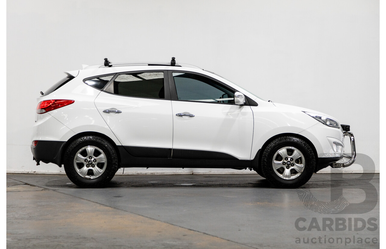 11/2014 Hyundai IX35 Highlander (AWD) LM SERIES II 4D Wagon White Turbo Diesel 2.0L