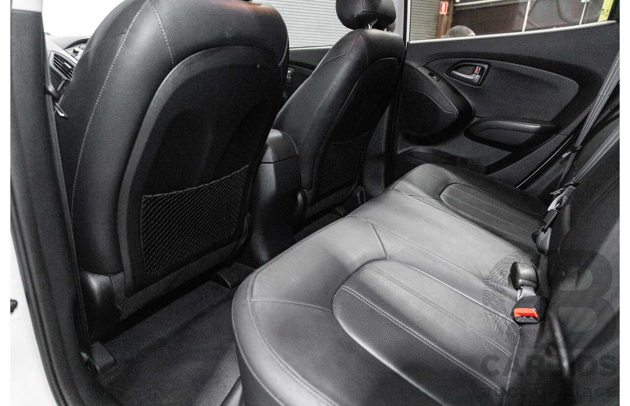 11/2014 Hyundai IX35 Highlander (AWD) LM SERIES II 4D Wagon White Turbo Diesel 2.0L