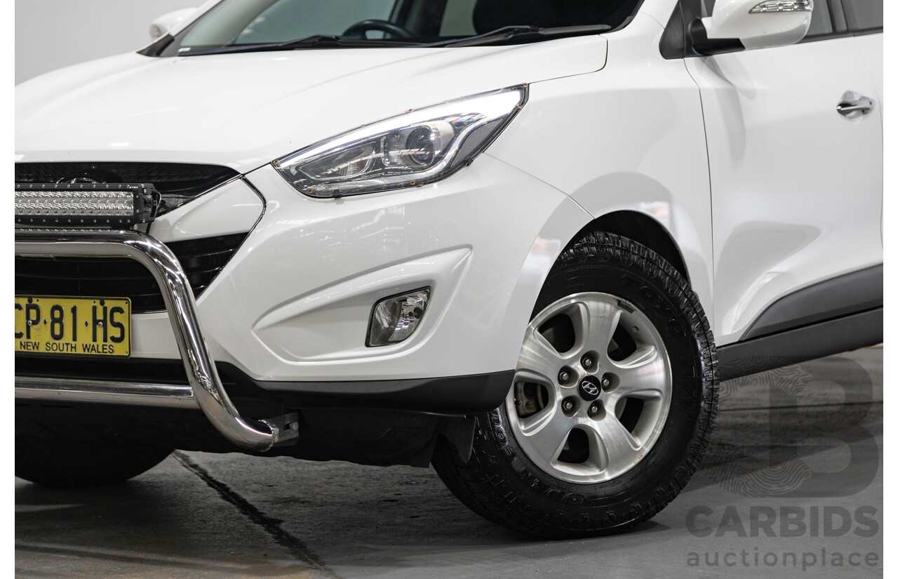 11/2014 Hyundai IX35 Highlander (AWD) LM SERIES II 4D Wagon White Turbo Diesel 2.0L