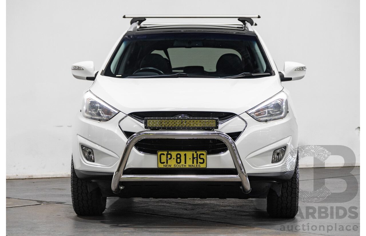 11/2014 Hyundai IX35 Highlander (AWD) LM SERIES II 4D Wagon White Turbo Diesel 2.0L