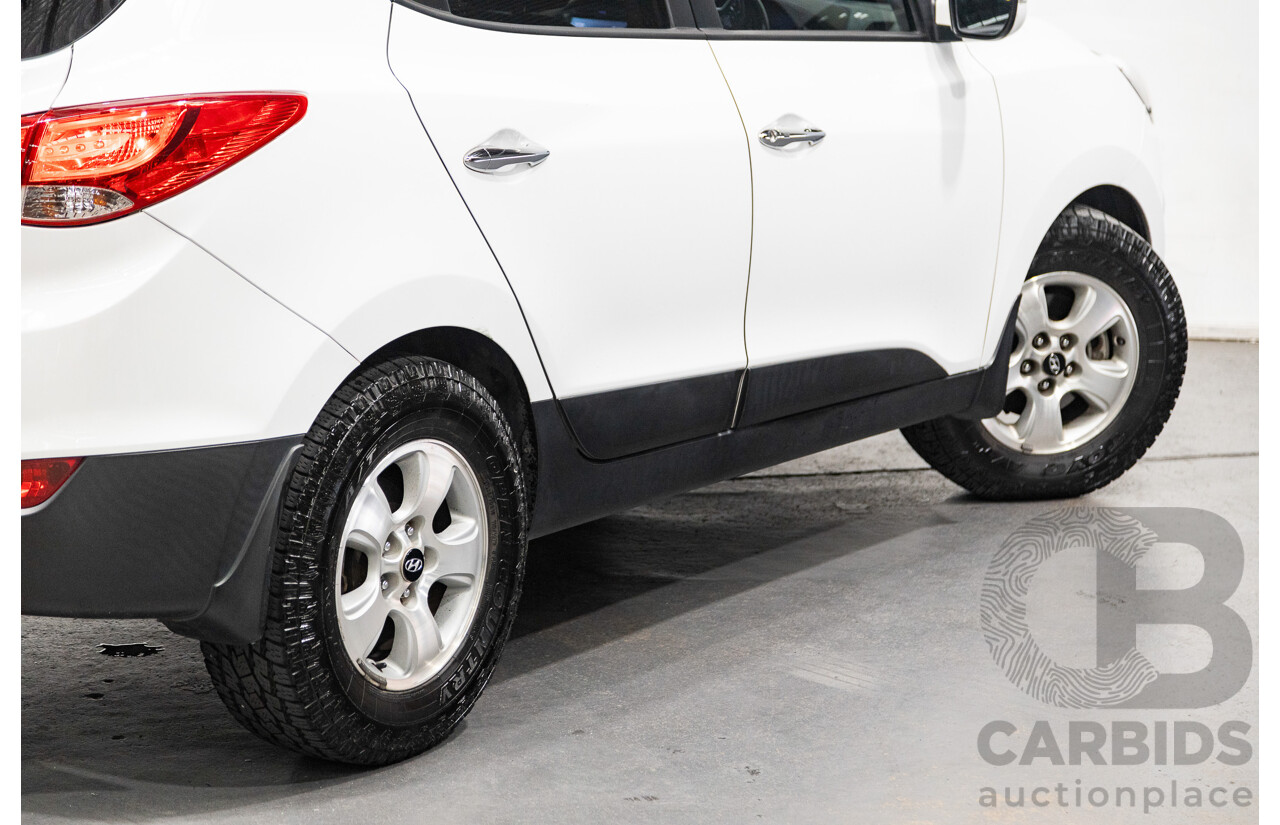 11/2014 Hyundai IX35 Highlander (AWD) LM SERIES II 4D Wagon White Turbo Diesel 2.0L