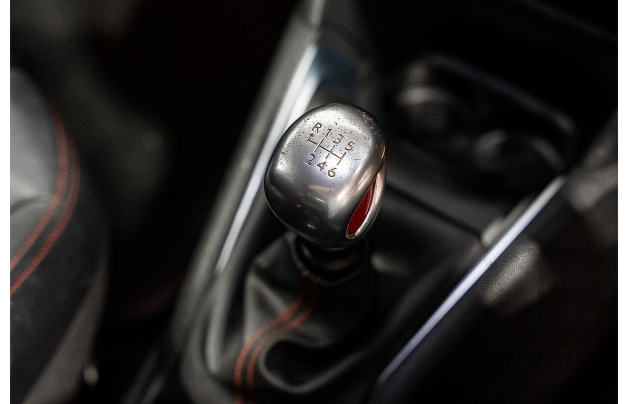 12/2015 Peugeot 208 GTi FWD 3D Hatchback Ruby Red Metallic Turbo 1.6L