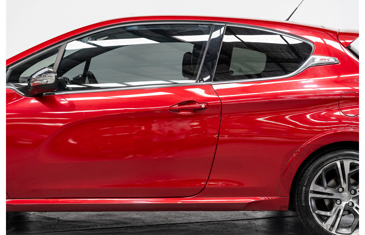 12/2015 Peugeot 208 GTi FWD 3D Hatchback Ruby Red Metallic Turbo 1.6L