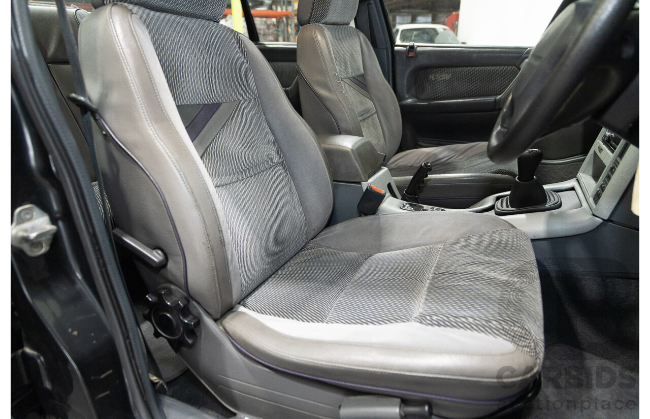 06/1995 Holden HSV VS Senator 215i Build #121 4d Sedan Panther Mica Black V8 LS1 5.7L - Modified