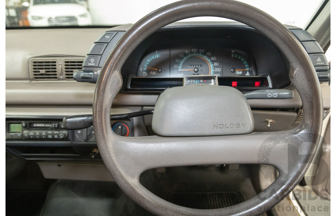 08/1990 Holden Commodore VG 2d Utility White Turbo V8 LS1 5.7L - Modified