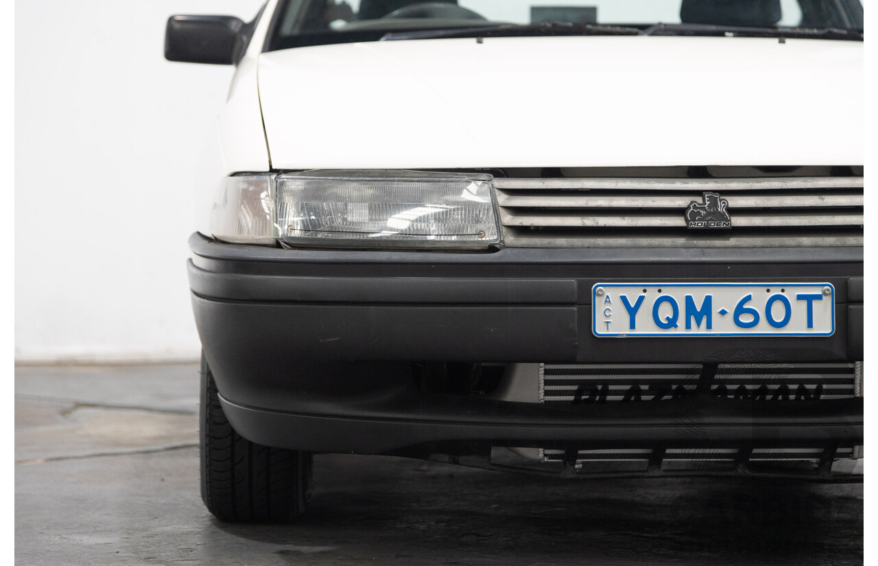 08/1990 Holden Commodore VG 2d Utility White Turbo V8 LS1 5.7L - Modified