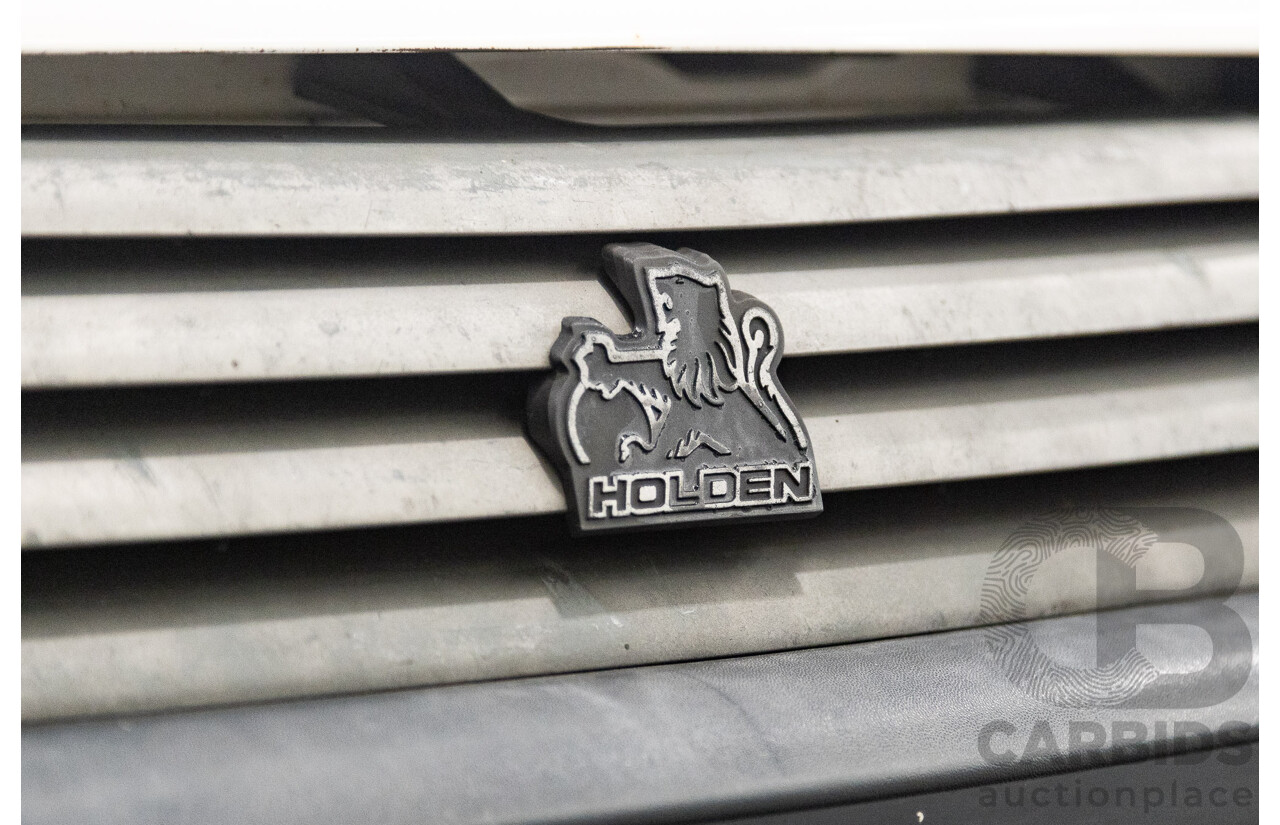 08/1990 Holden Commodore VG 2d Utility White Turbo V8 LS1 5.7L - Modified