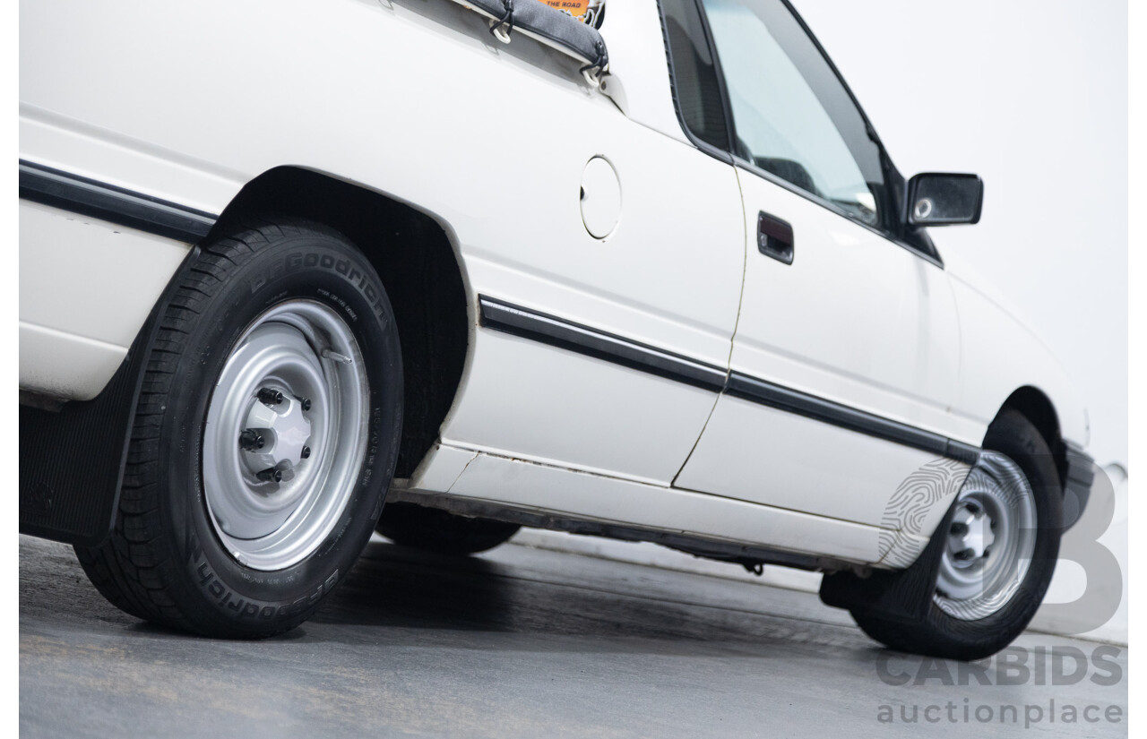 08/1990 Holden Commodore VG 2d Utility White Turbo V8 LS1 5.7L - Modified