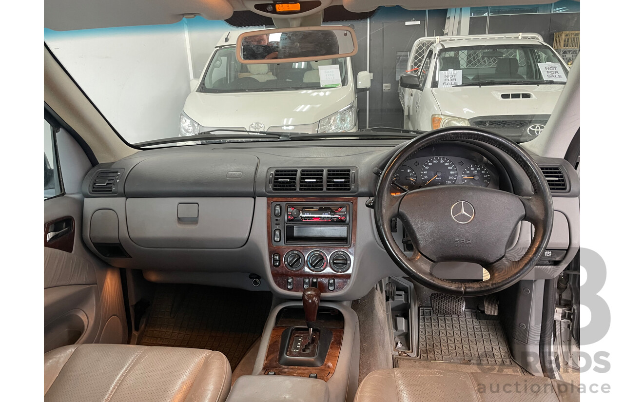 4/2000 Mercedes-Benz ML 430 (4x4)  4d Wagon Silver 4.3L