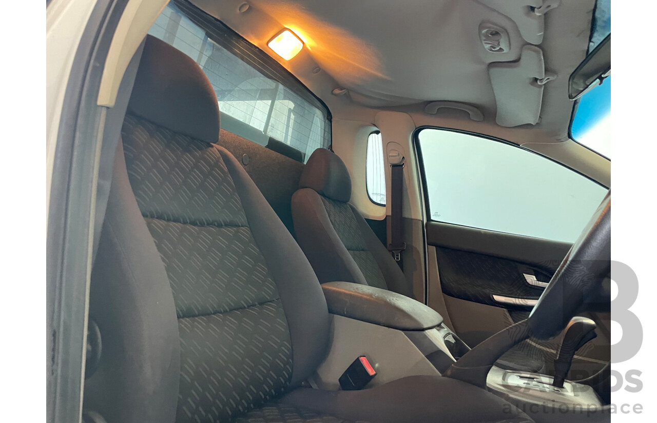 06/06 Ford Falcon RTV RWD BF Utility White 4.0L