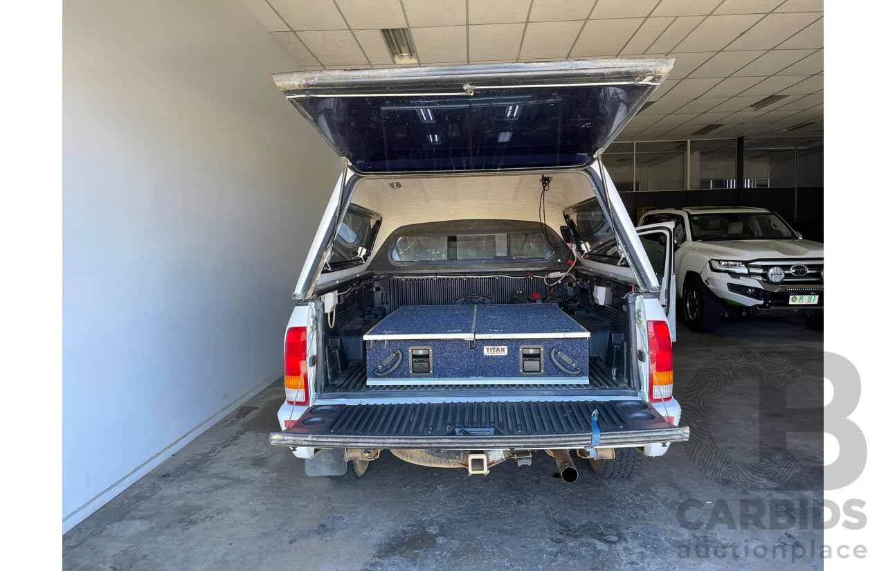 06/06 Ford Falcon RTV RWD BF Utility White 4.0L