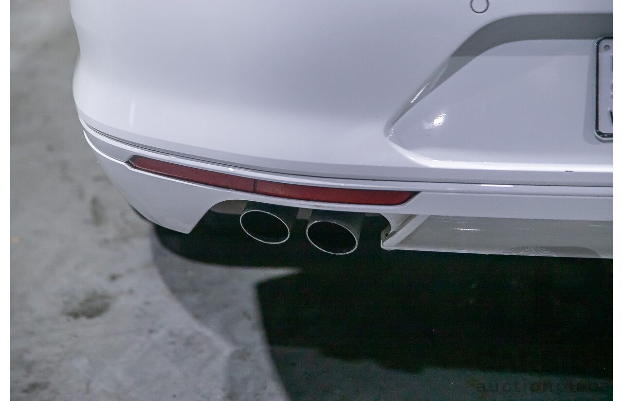 4/2018 Volkswagen Passat 132 TSI Comfortline 3C 4d Sedan White Turbo 1.8L