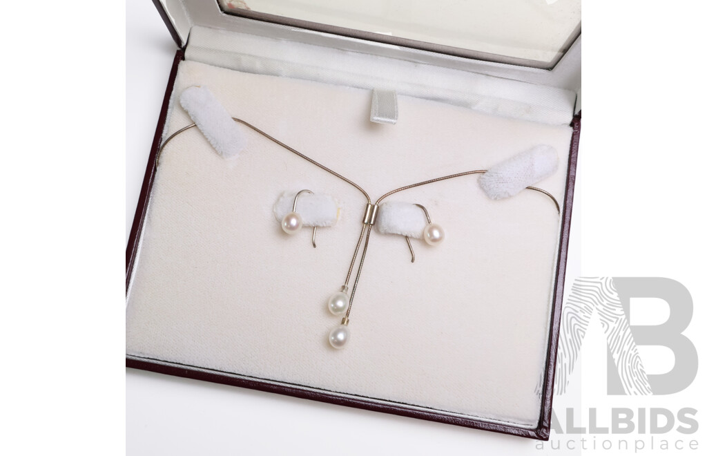 Pearl Necklace and Earrings Set - by MKD