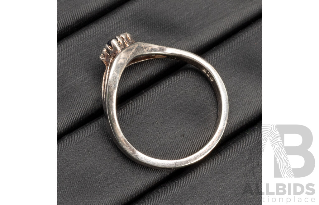 925 Sterling Silver Ring with Sapphire and CZ Stones - Size O