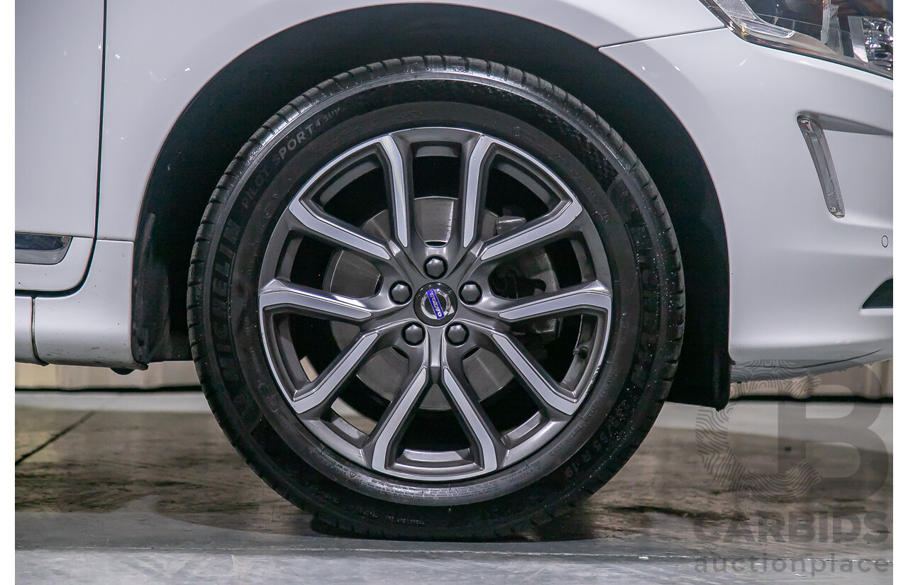 12/2015 Volvo XC60 D5 Luxury (AWD) DZ MY15 4d Wagon White Turbo Diesel 2.4L