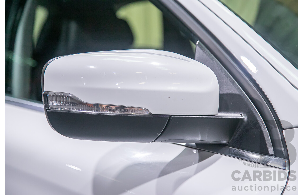 12/2015 Volvo XC60 D5 Luxury (AWD) DZ MY15 4d Wagon White Turbo Diesel 2.4L