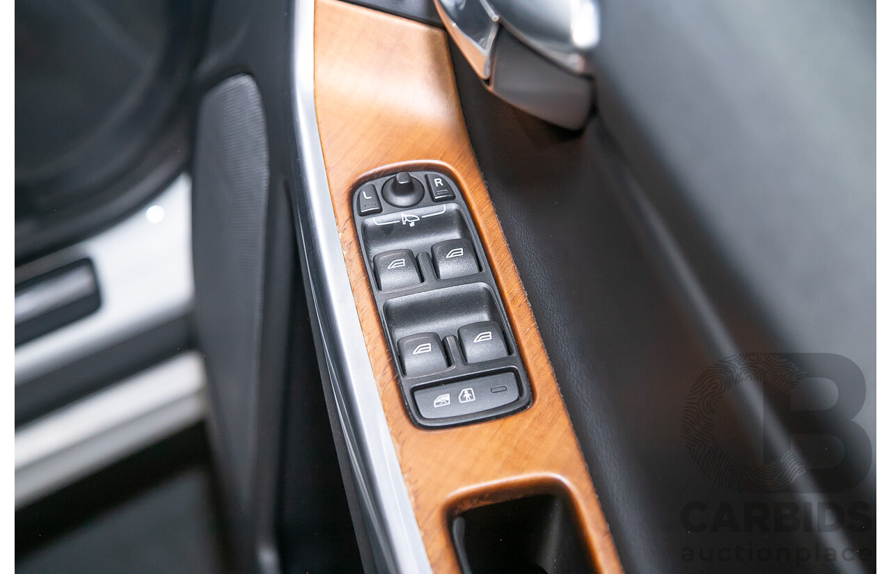 12/2015 Volvo XC60 D5 Luxury (AWD) DZ MY15 4d Wagon White Turbo Diesel 2.4L