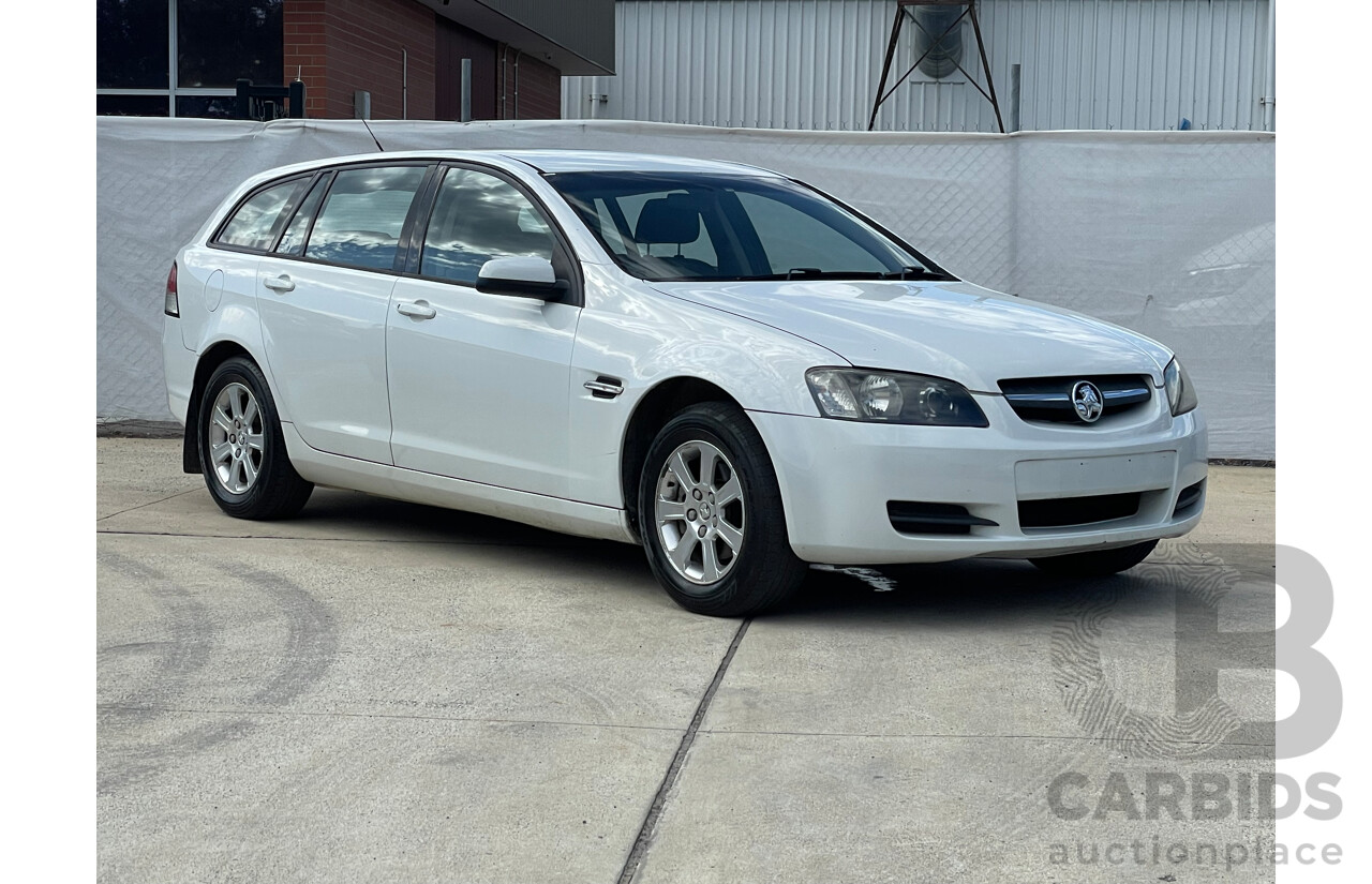 11/2008 Holden Commodore Omega VE MY09 4d Sportwagon White 3.6L