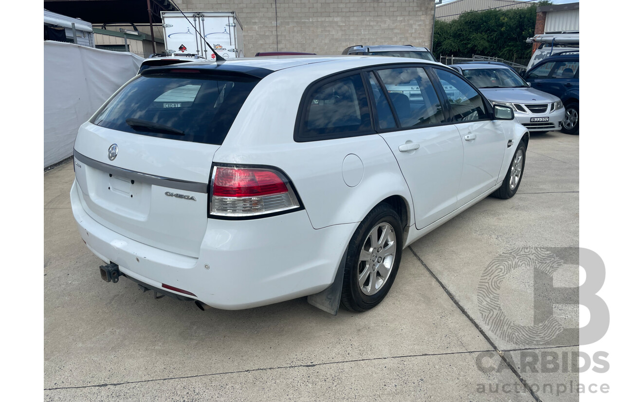 11/2008 Holden Commodore Omega VE MY09 4d Sportwagon White 3.6L