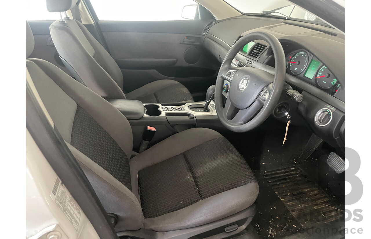 11/2008 Holden Commodore Omega VE MY09 4d Sportwagon White 3.6L