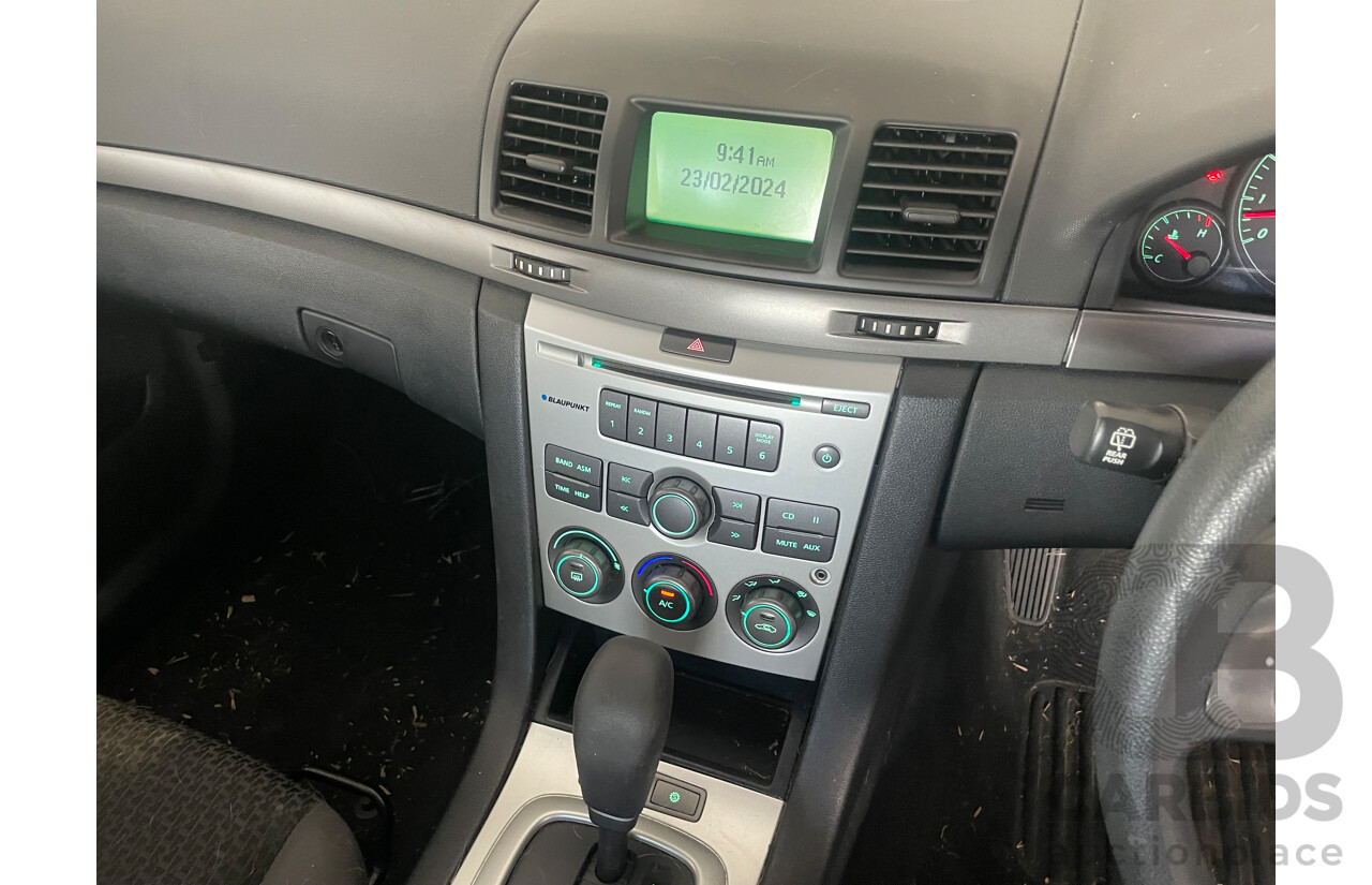 11/2008 Holden Commodore Omega VE MY09 4d Sportwagon White 3.6L