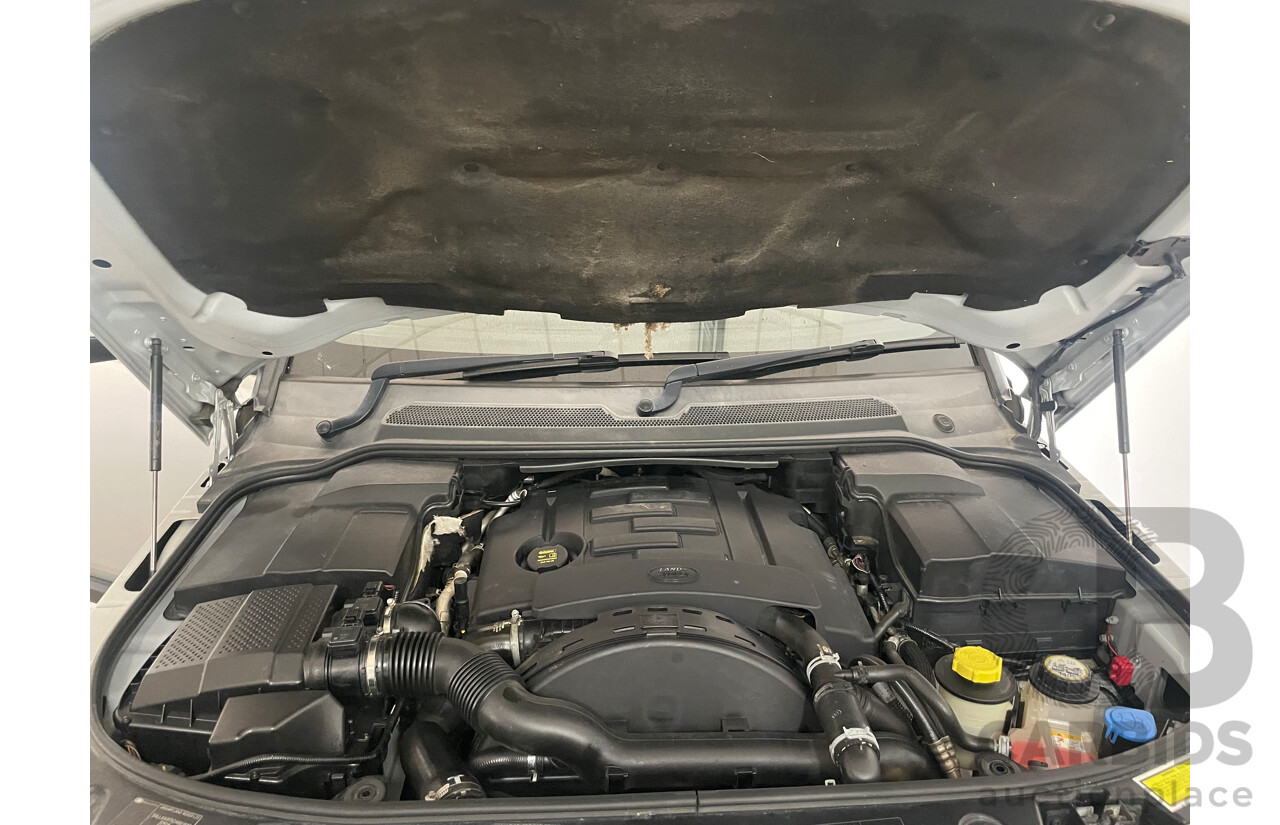 07/13 Land Rover Discovery 4 3.0 SDV6 SE 4x4 MY13 4D Wagon Silver 3.0L