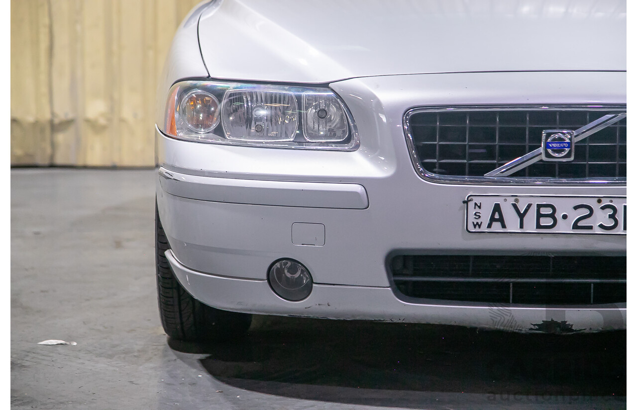 9/2005 Volvo S60 2.4 20V SE 05 Upgrade 4d Sedan Silver 2.4L