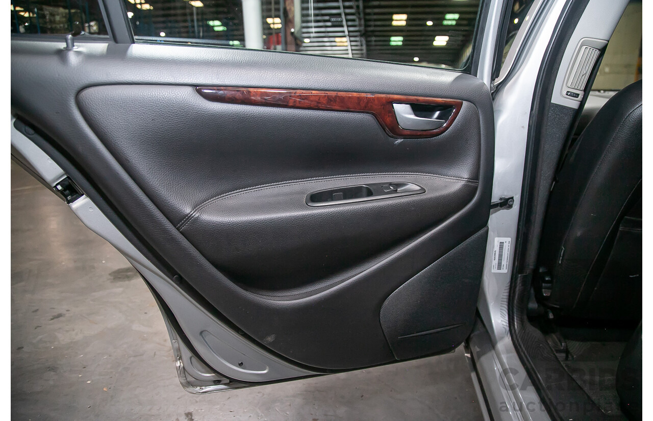 9/2005 Volvo S60 2.4 20V SE 05 Upgrade 4d Sedan Silver 2.4L