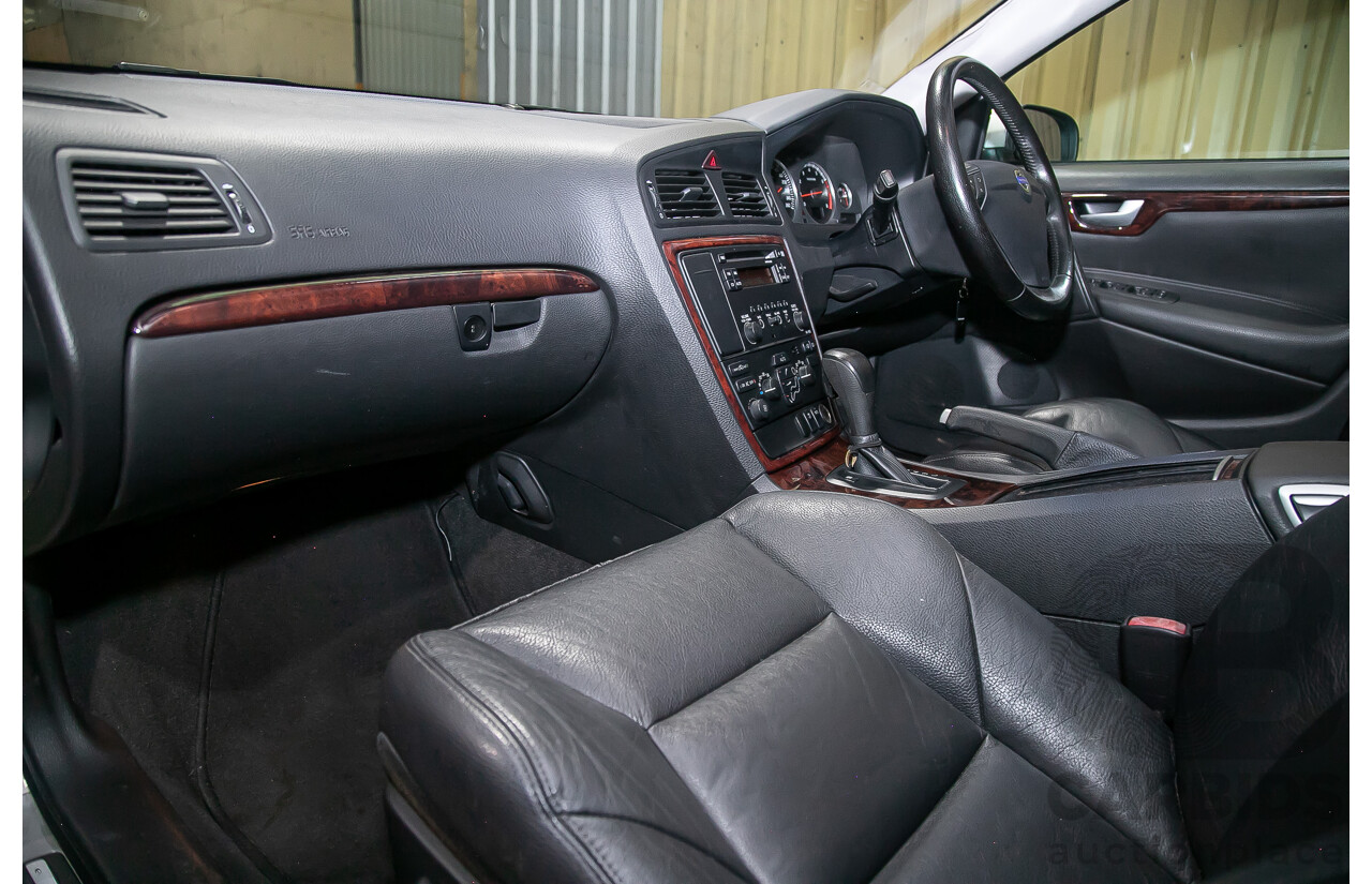 9/2005 Volvo S60 2.4 20V SE 05 Upgrade 4d Sedan Silver 2.4L