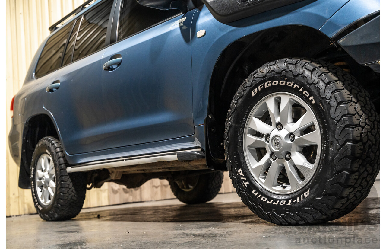 12/2008 Toyota Landcruiser GXL (4x4) VDJ200R 4d Wagon Blue Turbo Diesel V8 4.5L