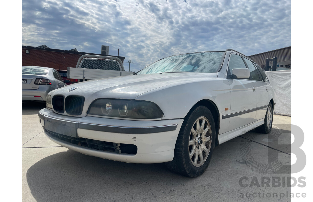 08/97 Bmw 5 28i RWD  4D Sedan White 2.8L